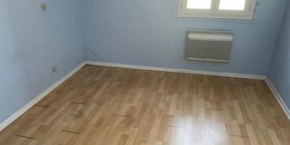 appartement à VILLENEUVE DE MARSAN (40190)