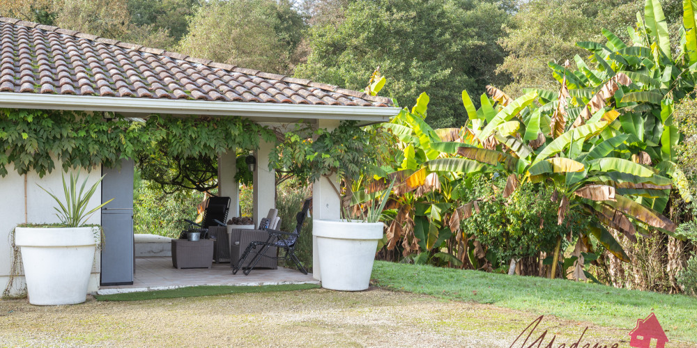 maison à ST PIERRE DU MONT (40280)