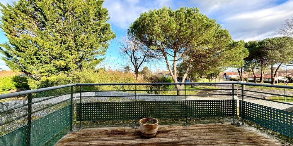 appartement à ANGRESSE (40150)
