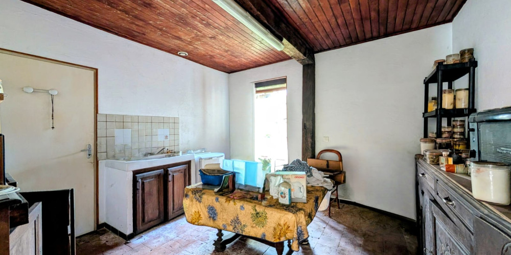maison à MOMUY (40700)