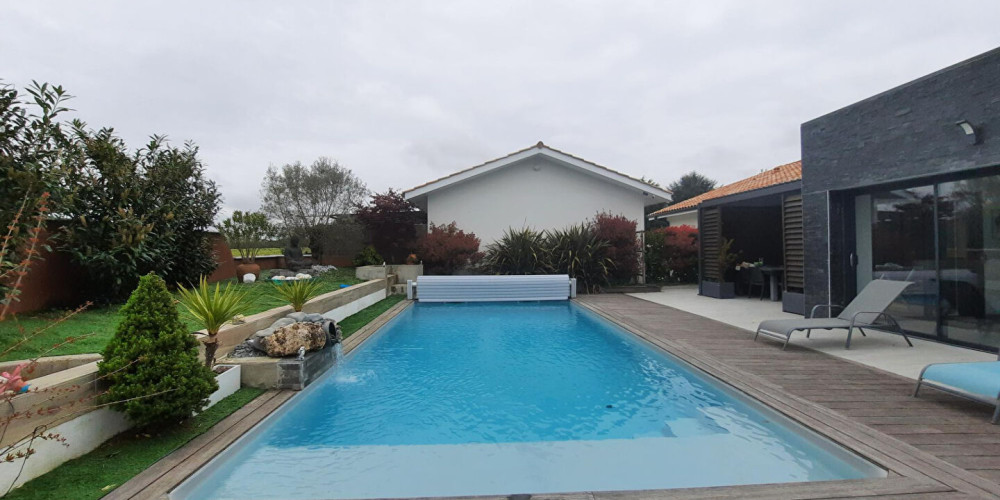 maison à ST GEOURS DE MAREMNE (40230)