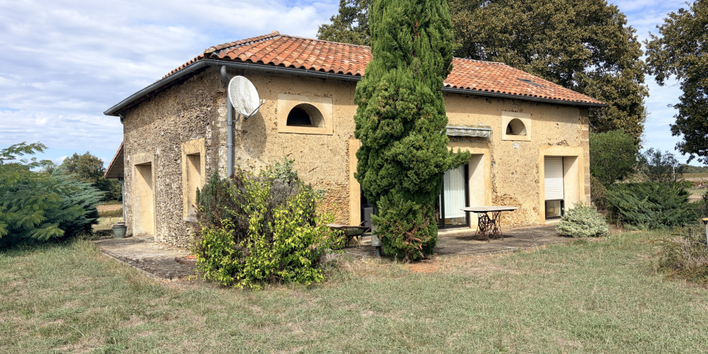maison à LE FRECHE (40190)