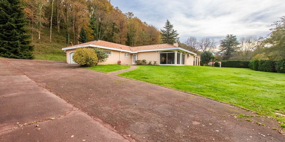 maison à AIRE SUR L ADOUR (40800)