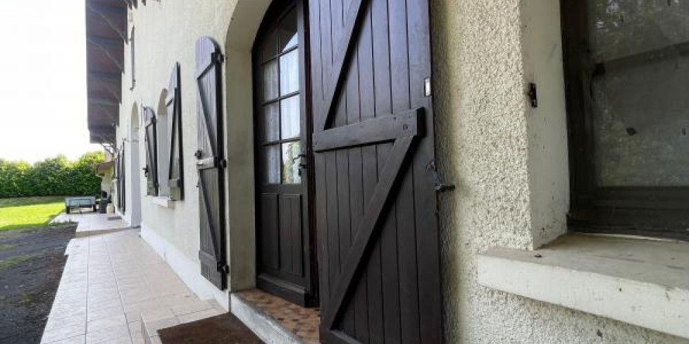 maison à SAUGNAC ET CAMBRAN (40180)