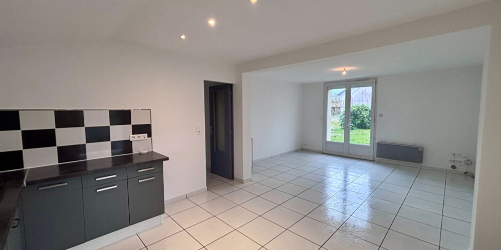 maison à LABOUHEYRE (40210)