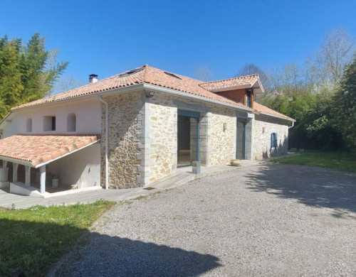 maison  ST MARTIN DE HINX