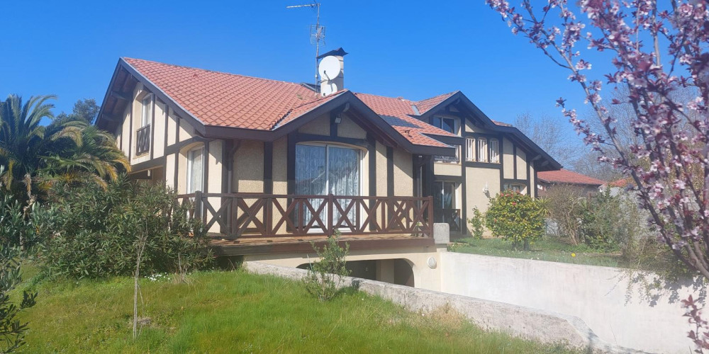 maison à ST VINCENT DE TYROSSE (40230)