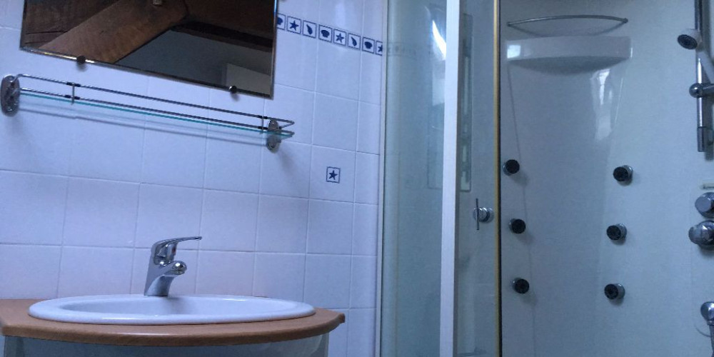 appartement à AMOU (40330)