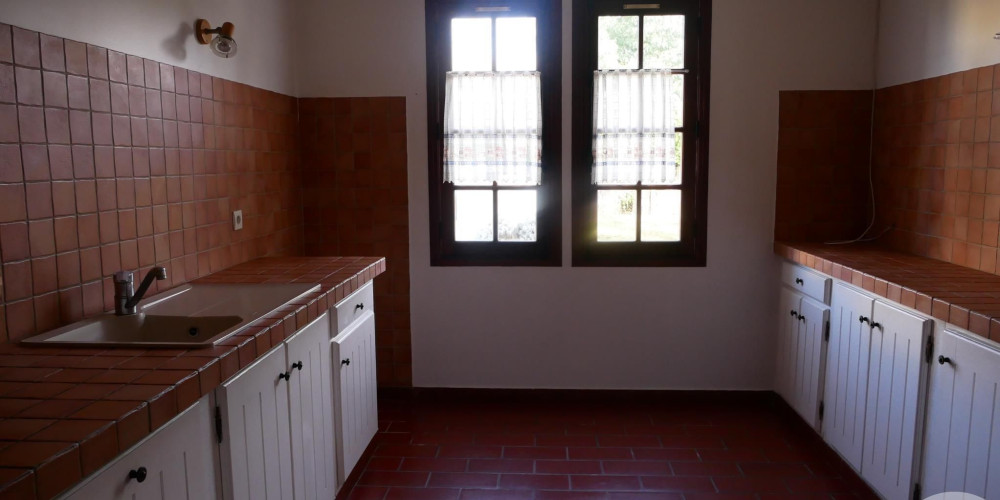 maison à ST PIERRE DU MONT (40280)