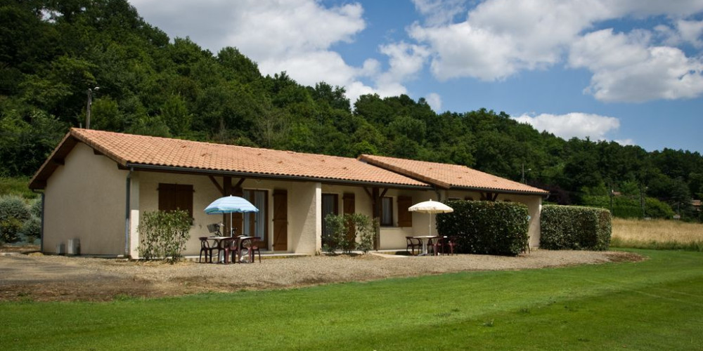 immeuble à BAHUS SOUBIRAN (40320)