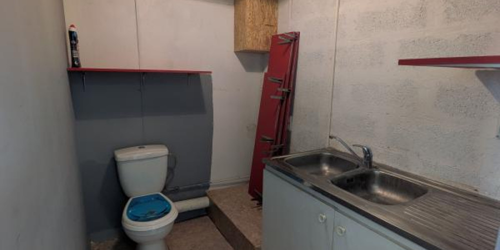 local commercial à ST SEVER (40500)
