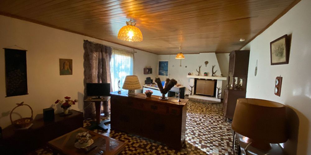 maison à COMMENSACQ (40210)