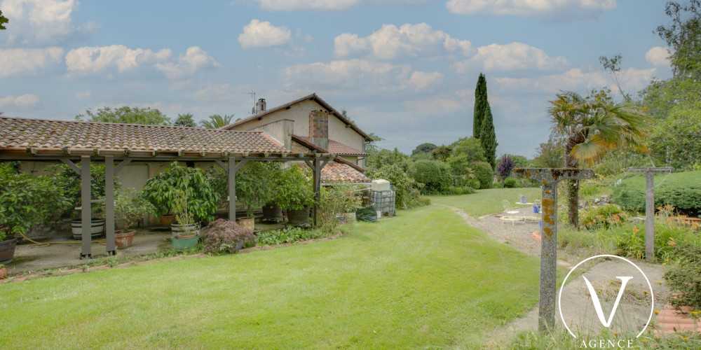 maison à MONTSOUE (40500)