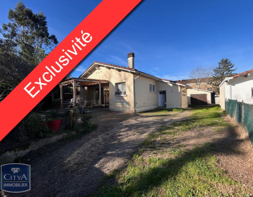 maison  ST PIERRE DU MONT