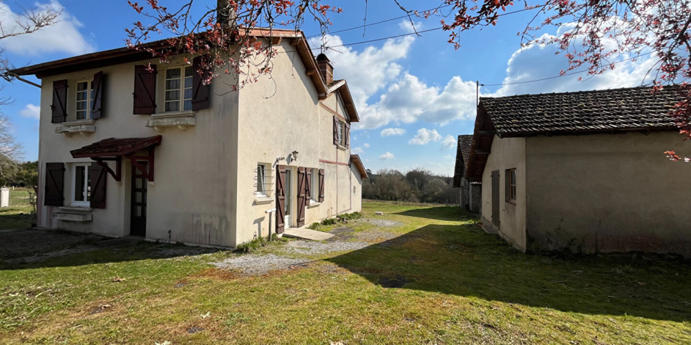 maison à LESGOR (40400)