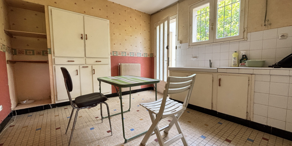 maison à ST PIERRE DU MONT (40280)