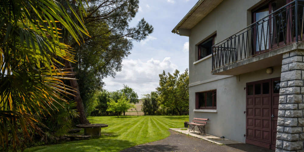 maison à AMOU (40330)