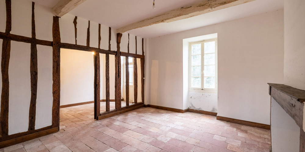 maison à VILLENEUVE DE MARSAN (40190)
