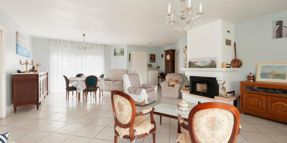 maison à UCHACQ ET PARENTIS (40090)