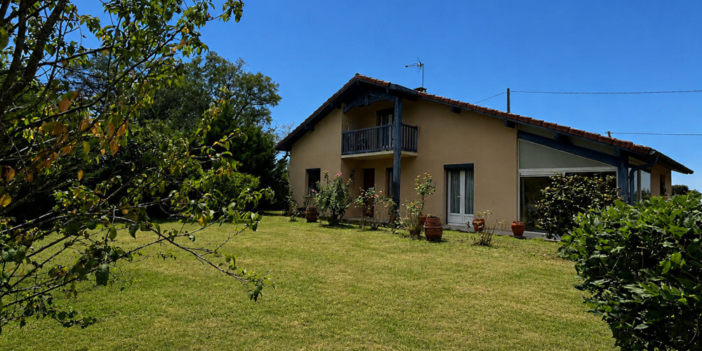 maison à MONT DE MARSAN (40000)