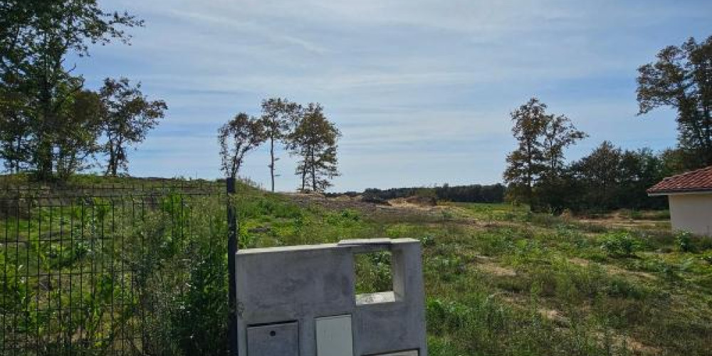 terrain à MAZEROLLES (40090)