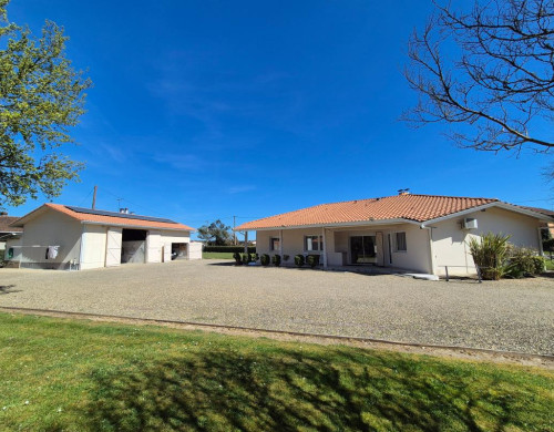 maison  YGOS ST SATURNIN