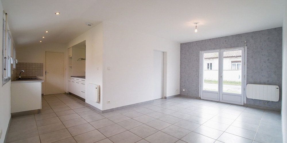 maison à LABOUHEYRE (40210)