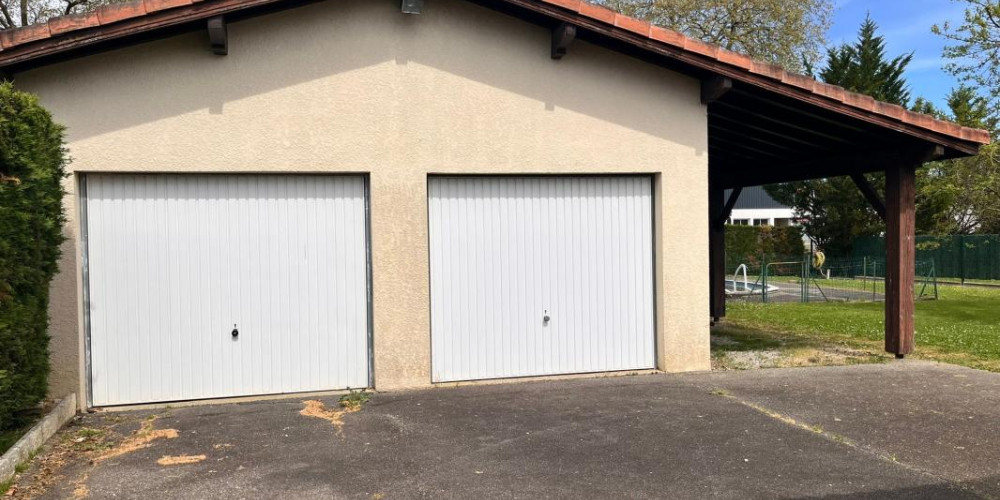 maison à LABATUT (40300)