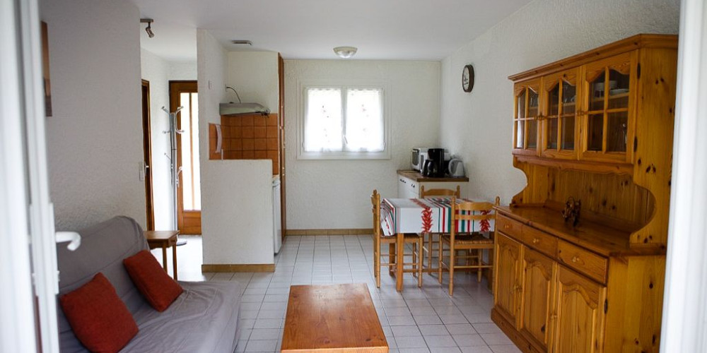 immeuble à BAHUS SOUBIRAN (40320)