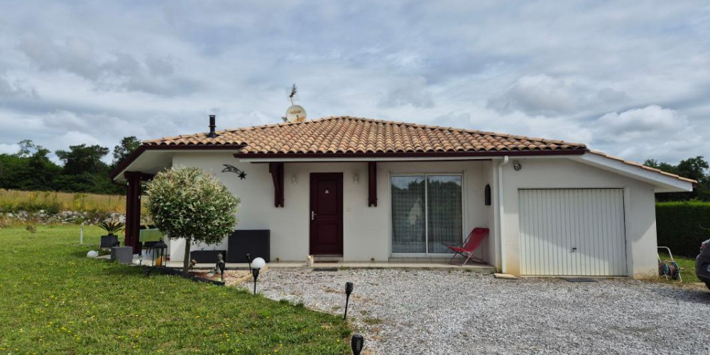 maison à BOUGUE (40090)