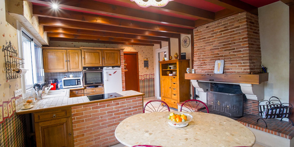 maison à YCHOUX (40160)