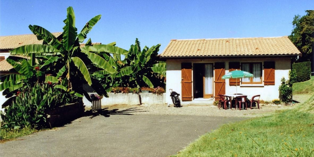 immeuble à BAHUS SOUBIRAN (40320)