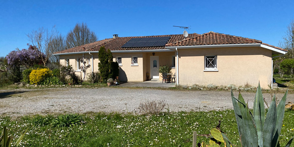 maison à NERBIS (40250)