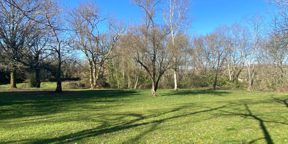 maison à AMOU (40330)