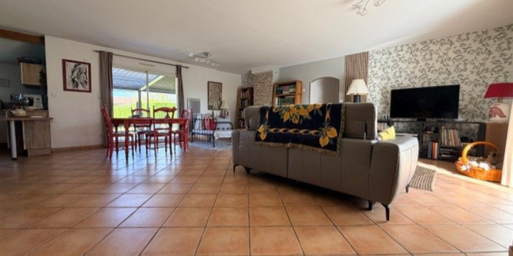 maison à ST YAGUEN (40400)