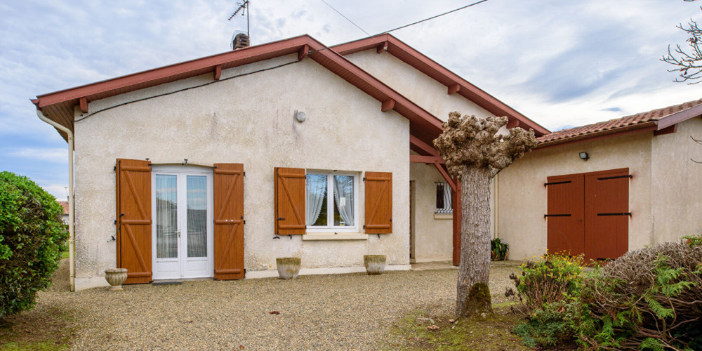 maison à AMOU (40330)