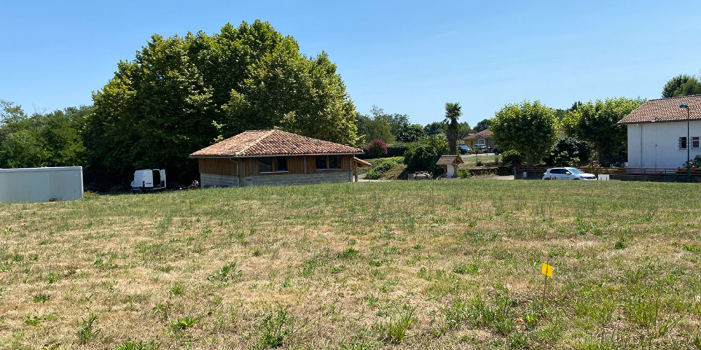 terrain à PRECHACQ LES BAINS (40465)