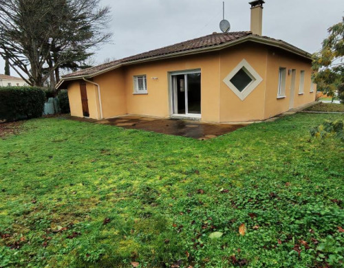 maison  ST PIERRE DU MONT