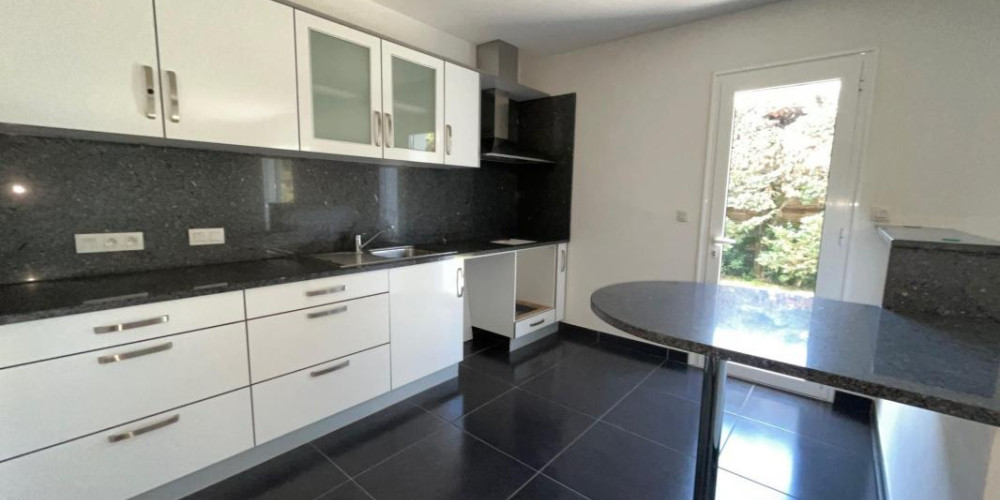 maison à ST GEOURS DE MAREMNE (40230)
