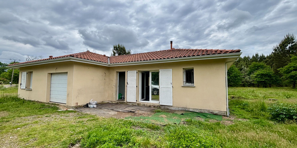 maison à SABRES (40630)