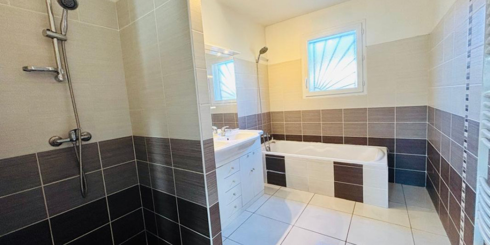 maison à ANGRESSE (40150)