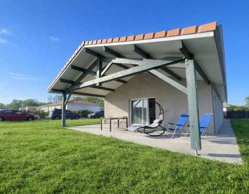 maison  SAUGNAC ET CAMBRAN