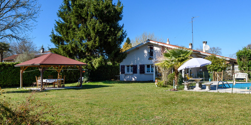 maison à MAZEROLLES (40090)