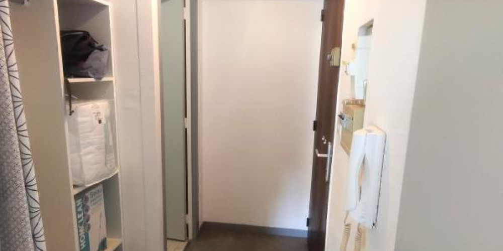 appartement à ST PIERRE DU MONT (40280)