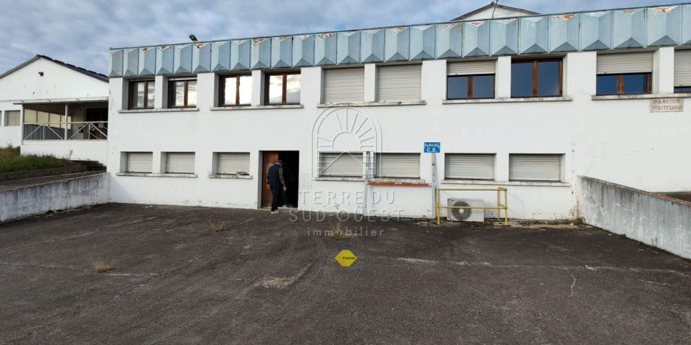 local industriel à HAGETMAU (40700)