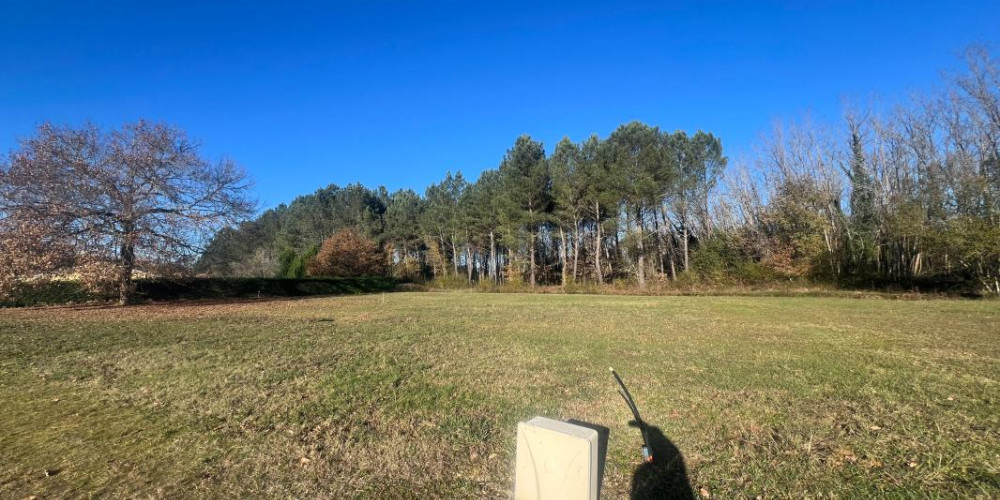 terrain à ARUE (40120)