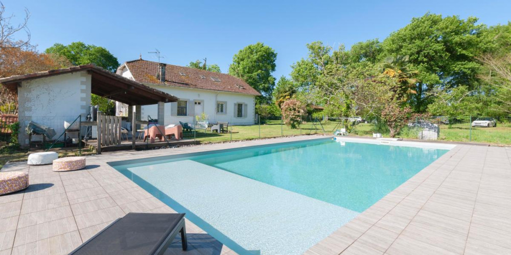 maison à ST PERDON (40090)