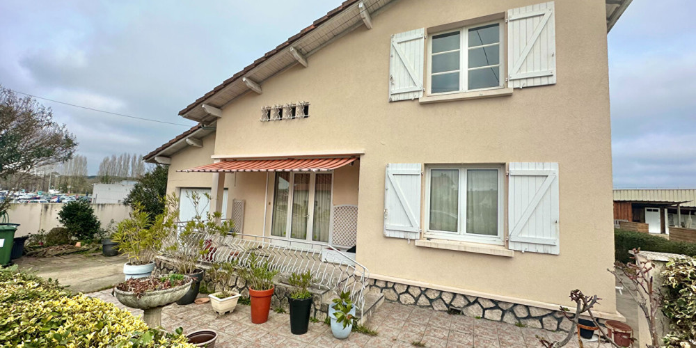 maison à MONT DE MARSAN (40000)