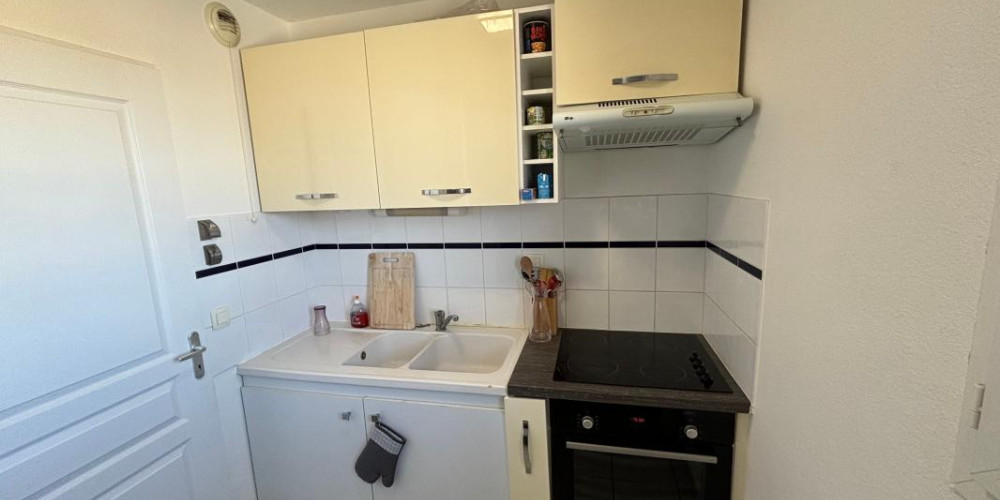 appartement à ST PIERRE DU MONT (40280)