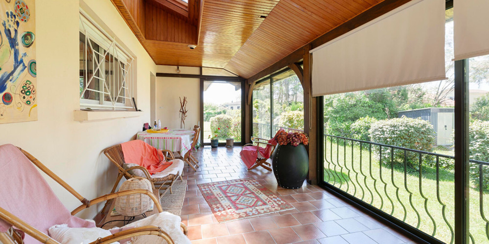 maison à ST PIERRE DU MONT (40280)